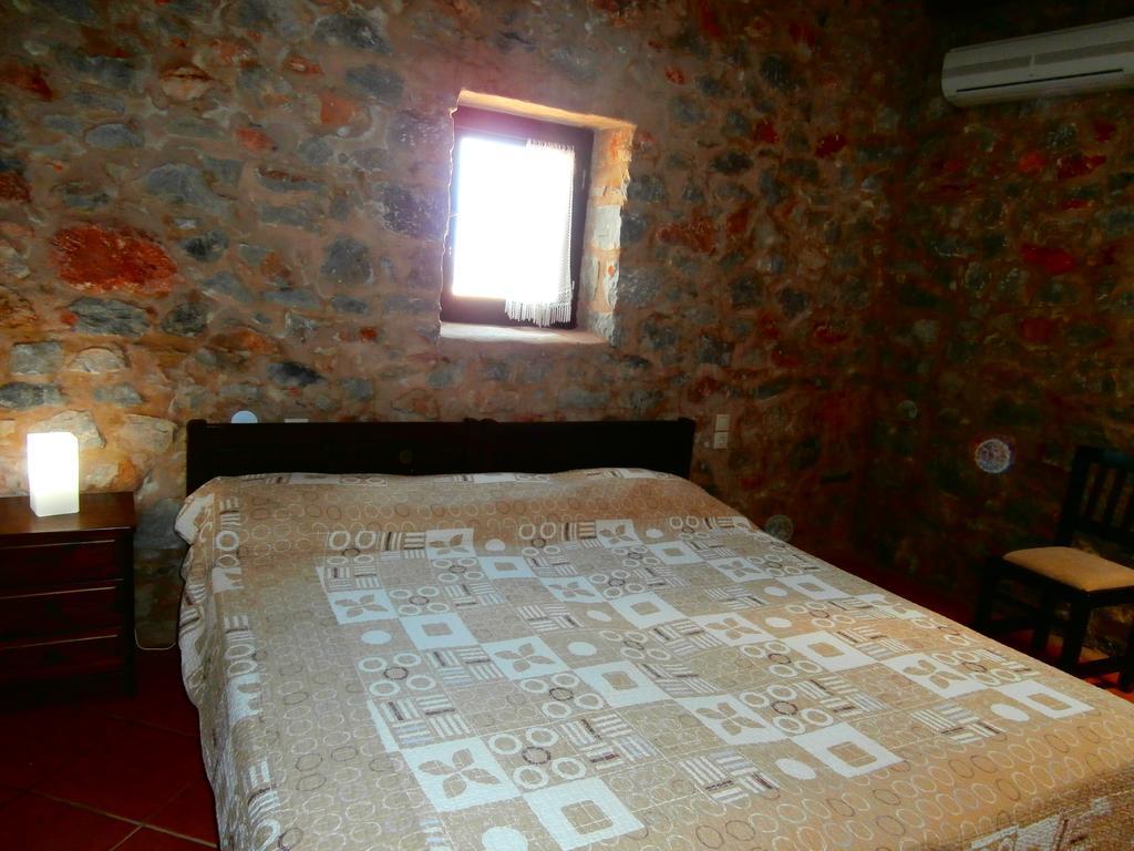 Hotel Pirgoi Edem Pírgos Dhiroú Habitación foto