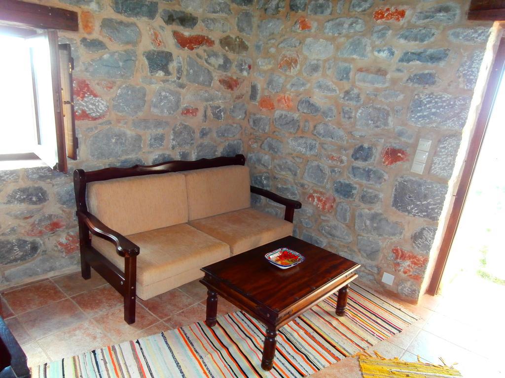 Hotel Pirgoi Edem Pírgos Dhiroú Habitación foto